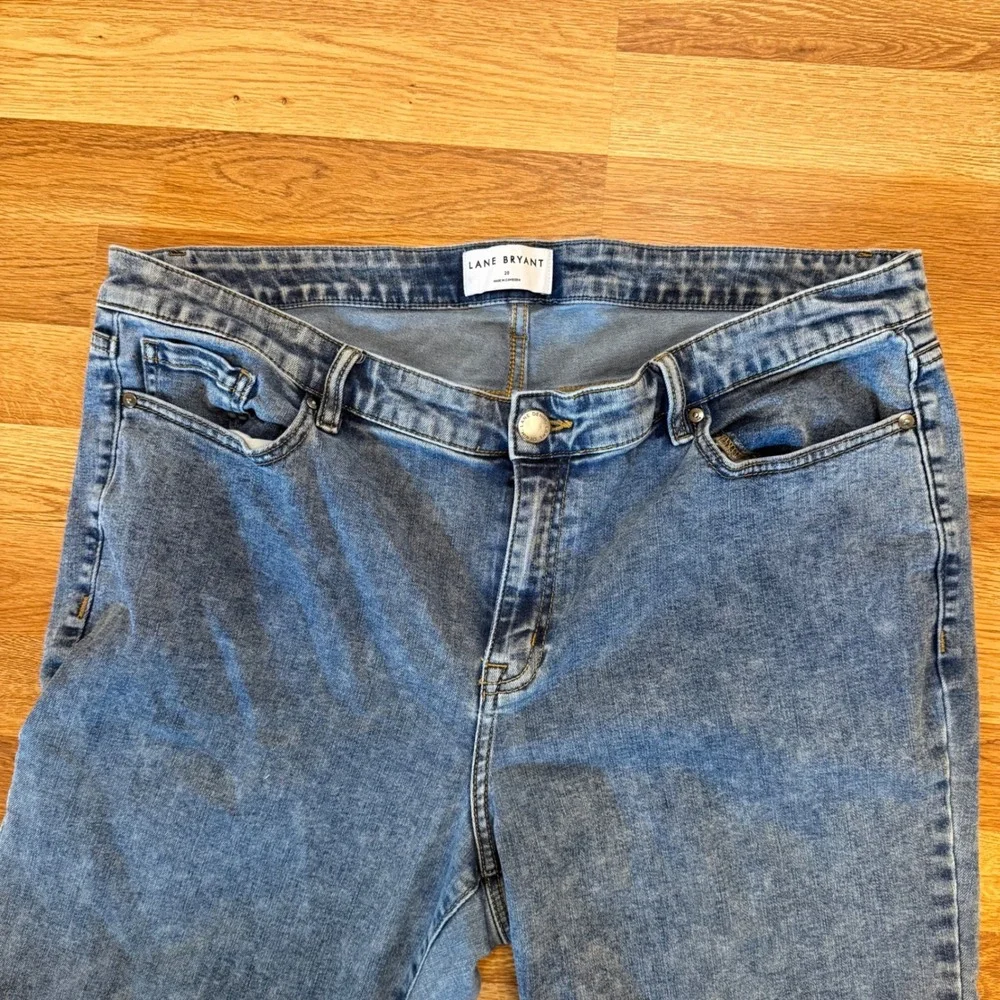 Lane Bryant Plus Size Women's Jeans 20 Signature Fit Mid Rise Straight Leg Denim